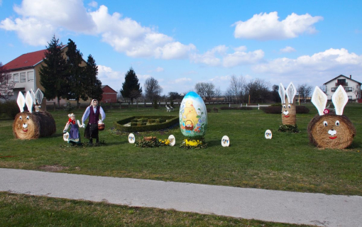 Na radost svih mještana, park je ukrasila Udruga građana Gardruža s predsjednicom Marijom Prekupec