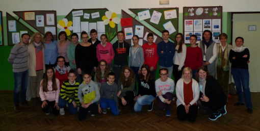 Dio učitelja i učenika koji su sudjelovali na projektu Erasmus: Korištenje IKT alata