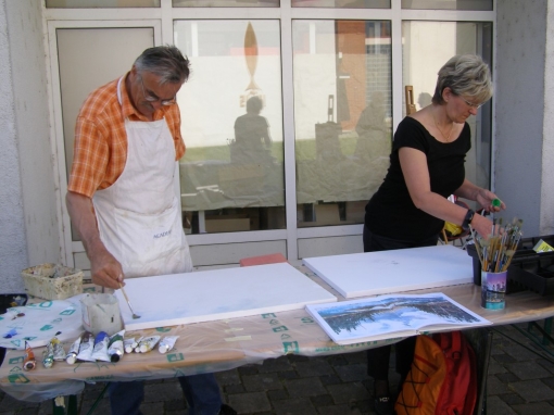 Likovna kolonija održana je ispred župne crkve na Trgu svete Jelene u Šenkovcu 