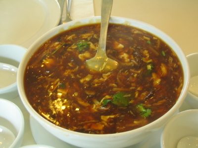 Ova verzija kisele juhe podsjeća na jedan kineski recept